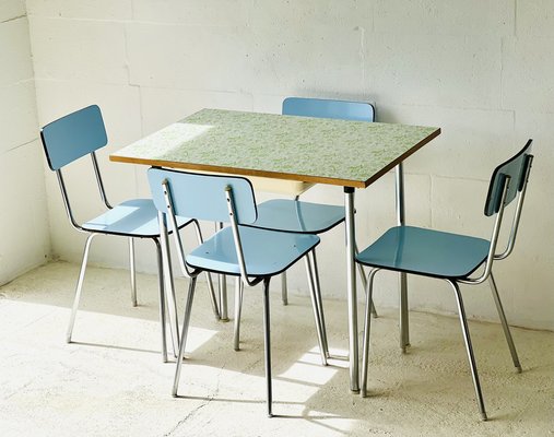Chaises formica bleu d'occasion