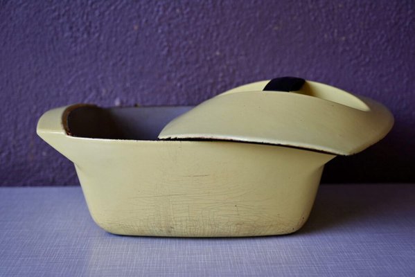 ANCIENNE COCOTTE LE CREUSET DESIGN RAYMOND LOEWY FONTE EMAILLEE JAUNE D Imgx1200 1525