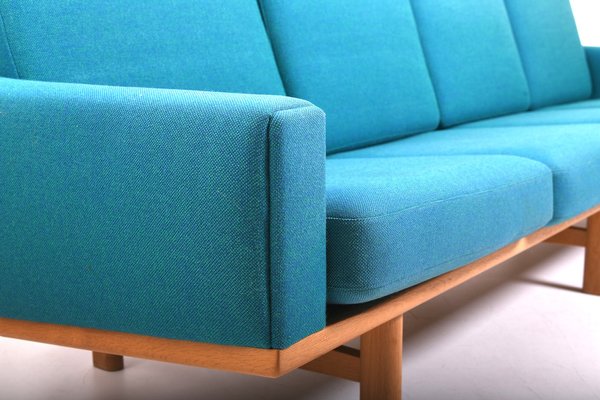 Ge-236/4 Sofa by Hans J. Wegner for Getama, Denmark, 1960s for