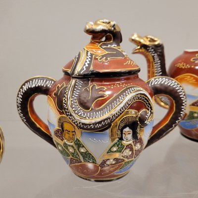 Théière Japonaise SATSUMA En Céramique - Décor Dragon Peint Main, Milieu XXe Siècle