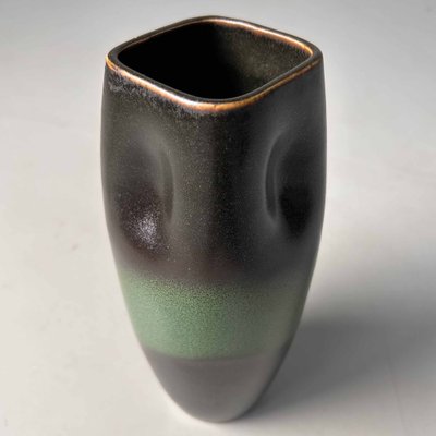 Japanese Ikebana Flower Vase, 1960s for sale at Pamono Japanese Ikebana Flower Vase, 1960s for sale at Pamono