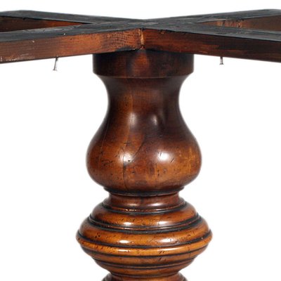 Vintage Round Table in Ferrarese Walnut Root and Central Inlay