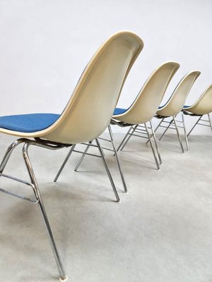 Sedie DSX vintage in fibra di vetro di Eames per Vitra Herman