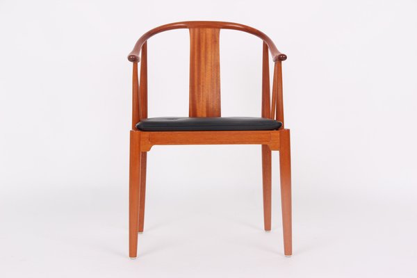 China Chair Model 4283 in Mahogany by Hans Wegner for Fritz