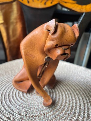 V*E様 50-60's Deru leather dog 西ドイツ製 犬 レザ 50-60's Deru leather dog 西ドイツ製 犬 レザー