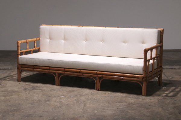 Italienisches Vintage Bambus Sofa mit Kissen, 1970er bei Pamono kaufen