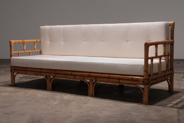 Italienisches Vintage Bambus Sofa mit Kissen, 1970er bei Pamono kaufen