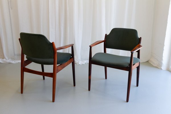 Set of Danish Modern Rosewood Armchairs Model 62a by Arne Vodder