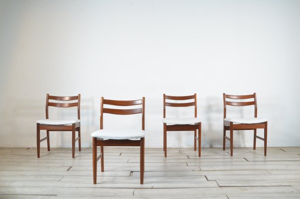 Vintage Teak Dining Chairs from Meredew 1960s Set of 4 for sale at Pamono