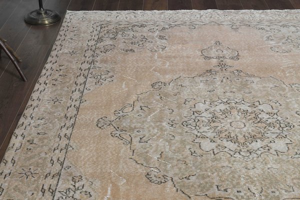 Vintage Turkish Orange Rug, 1960s for sale at Pamono