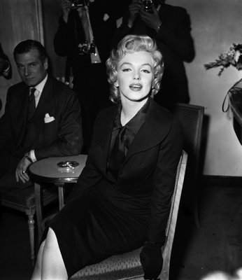 Marilyn Monroe, 1956, Silver Gelatin Fibre Print for sale at Pamono