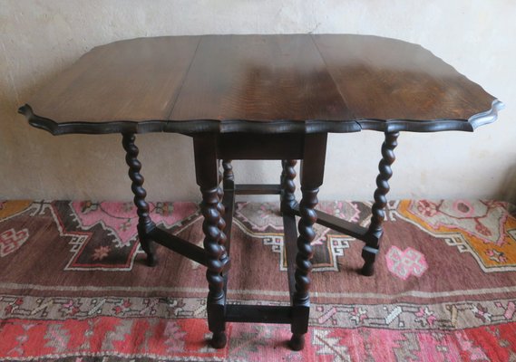 Spanish Patinated Adjustable Farmhouse Dining Table in Oak 1900s