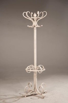 Weißer Shabby Garderobenständer aus dem 20. Jh. von Thonet, 1920er bei Pamono kaufen