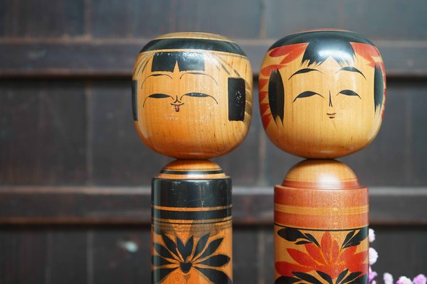 Vintage Traditional Kokeshi, Japan, 1960s, Set of 2 for sale Vintage Traditional Kokeshi, Japan, 1960s, Set of 2 for sale