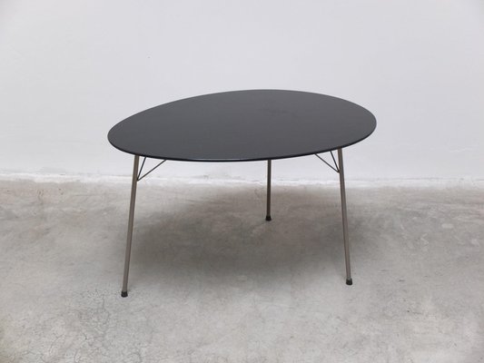 Egg Table by Arne Jacobsen for Fritz Hansen, 1952 for sale