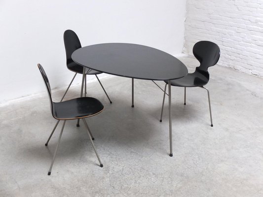 Egg table and chairs sale