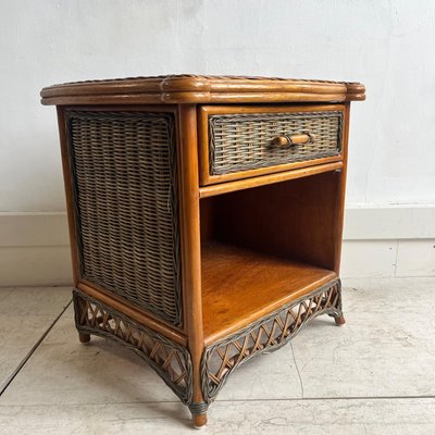 Vintage Nachttisch aus Bambus & Korbgeflecht mit Schublade bei Pamono kaufen