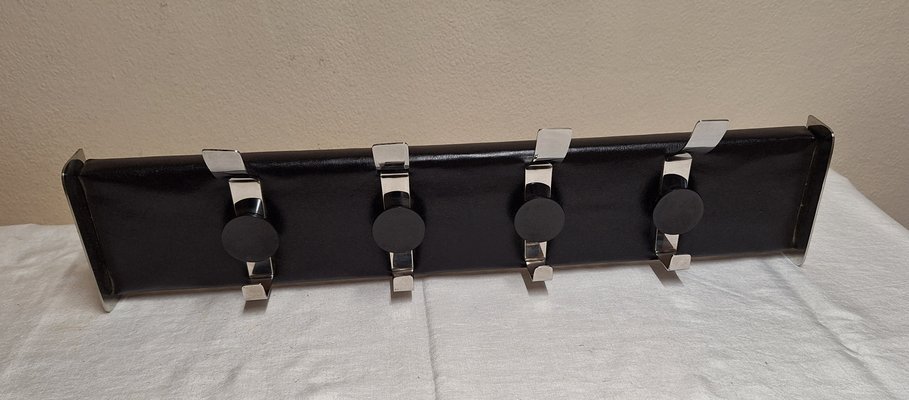 Percheros botones de pared new arrivals