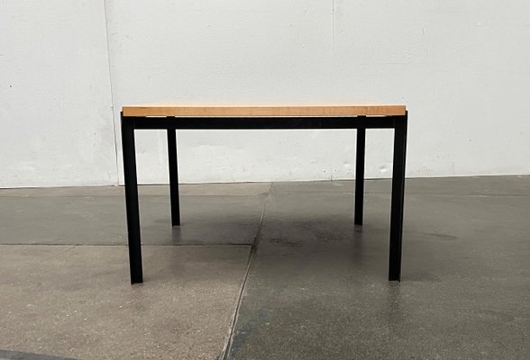 Minimalistischer Mid-Century Modell T-Angle 306 Couch Beistelltisch von Florence Knoll für Knoll International, 1950er bei Pamono kaufen