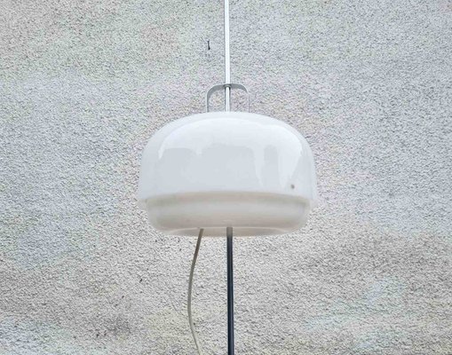Mid-Century White Medusa Floor Lamp by Luigi Massoni for Guzzini