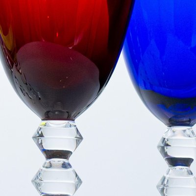 Set Magico Bicchieri E Palline, 3 Bicchieri (Blu, Rosso, Giallo) E 4 Palline, Gioco Di Prestigio Classico, Per Bambini E Principianti - 2