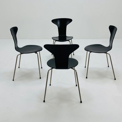 Mid-Century Mosquito Model 3105 Dining Chairs by Arne Jacobsen for