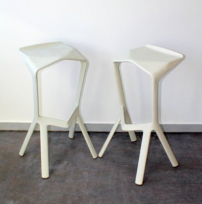MIURA STOOL グルチッチ Miura Bar Stool by Konstantin Grcic