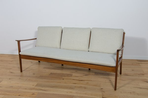 n*k様 希少　ミッドセンチュリー　Pacific furniture serv Mid-Century Three-Seater Sofa by Ole Wanscher for Poul Jeppesens