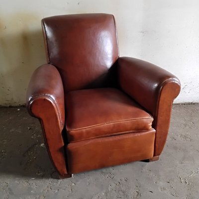 Straight back chair with armrest hotsell
