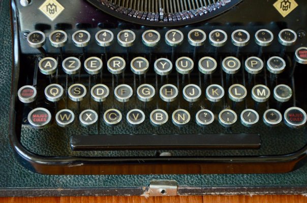 Vintage Prima Typewriter from Mercedes for sale at Pamono