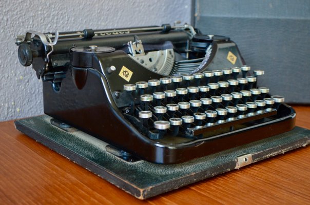 Vintage Prima Typewriter from Mercedes for sale at Pamono