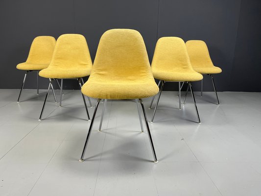 Vintage Fiberglass Dining Chairs by Charles Ray Eames for Herman Miller 1970s Set of 4 for sale at Pamono