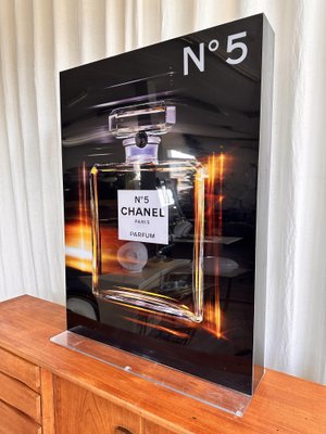 No. 5. Acrylic Glass Advertisement Display with Lights from Coco