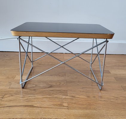 Side Table by Charles and Ray Eames for Vitra, 1999 for sale at Pamono