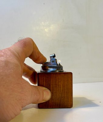 cigarette smoke vs car exhaust fumes Chemicals in Cigarettes and Tobacco: What's Burning?