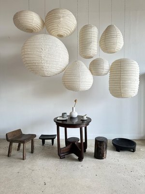Große Hängelampe aus natürlichem Rattan und Leinen in Tropfenform