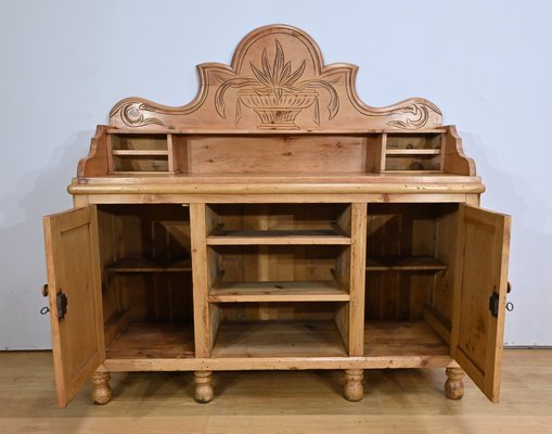 Pine Sideboard, Wales, 1920s for sale at Pamono