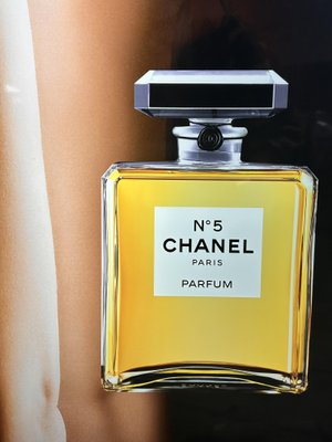 Wallpaper Coco Chanel Number Five Coco Chanel Advertisement