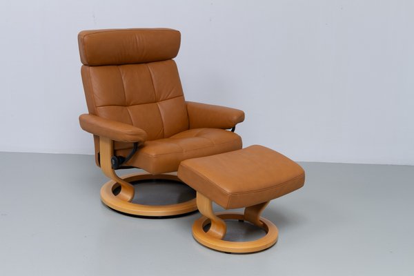 Reclining chair with ottoman sale discount