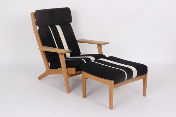 Model Ge290a Armchair & Ge290s Footstool by Hans J. Wegner Model Ge290a Armchair & Ge290s Footstool by Hans J. Wegner
