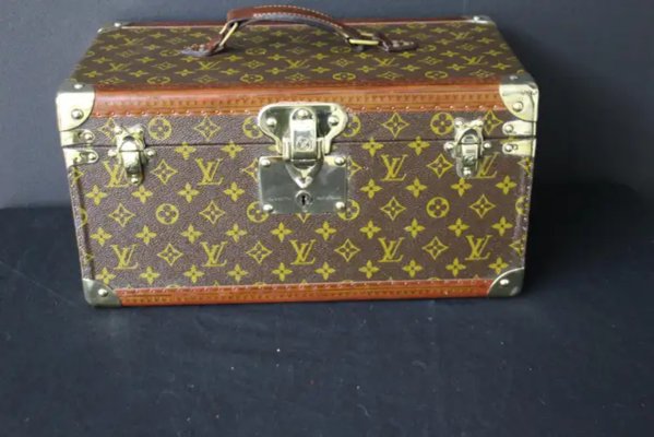 Large Vanity Case from Louis Vuitton, 2000s for sale at Pamono