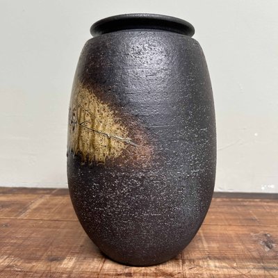 Shōwa Shigaraki Yaki Ikebana Flower Vase, Japan, 1960s for sale at