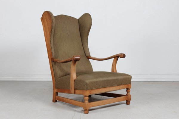 High Back King Chair in Oak with Greenish Wool by Axel Einar
