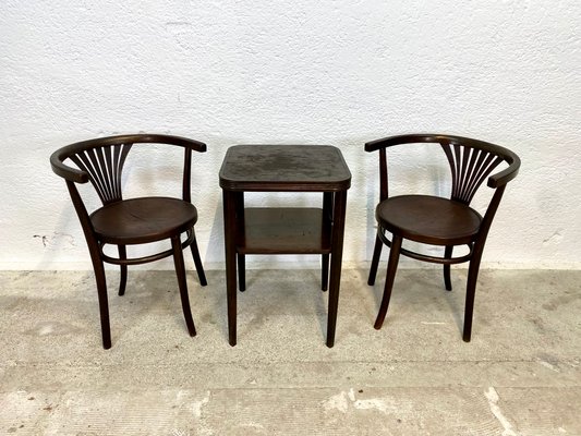 Vintage Table and Chairs from Gebruder Thonet 1890s Set of 3 for sale at Pamono