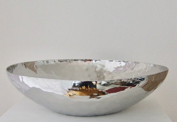 Große Schale aus gehämmertem Chromstahl, Italien, 1980er bei Pamono kaufen