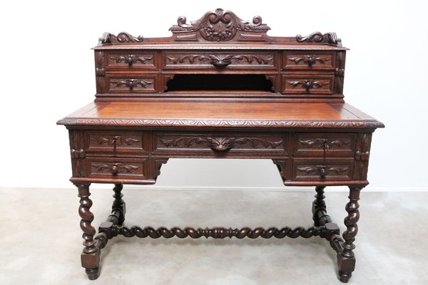 19th Century French Renaissance Revival Hunt Desk with Barley