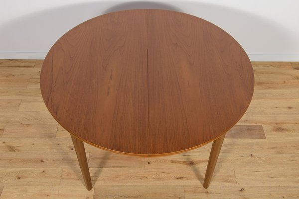 Mid-Century Round Teak Extendable Dining Table from Nathan, 1960s