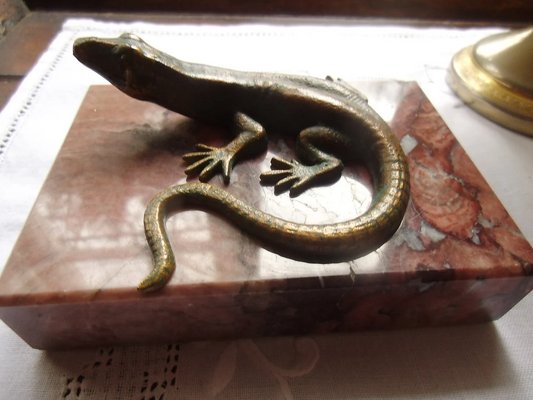 Hand Carved Marble Mughal Style Paperweight Hand Carved Marble Mughal Style Paperweight