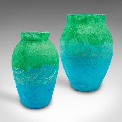 Englische Kunstglas Blumenvasen aus Strohseide, 2 . Set bei Pamono kaufen
