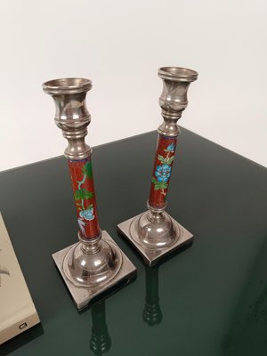 Rote Kerzenständer aus Cloisonné & Metall mit Vögeln und Blumen, 1960er, 2er Set